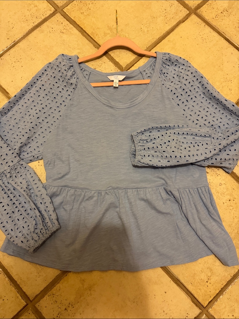 Time and Tru Powder Blue Eyelet Sleeve Peplum Tunic - Picture 3 of 4